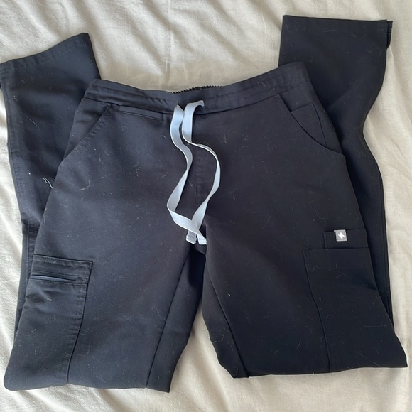 Figs Scrub Pants - Picture 4 of 6